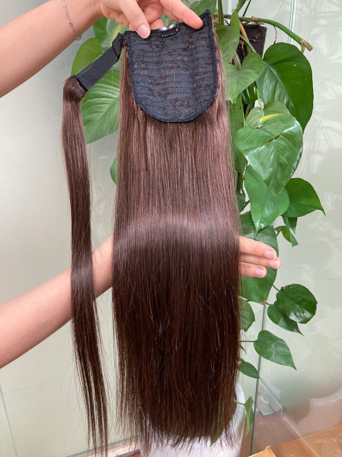 Ponytail 30cm - 75 cm (12 - 30 inch) braun, glatt (straight).