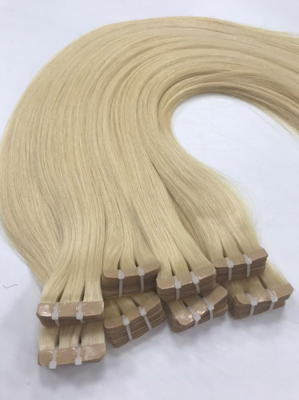 Tape in blond 30 - 75 cm (12" - 30"), glatt (straight).